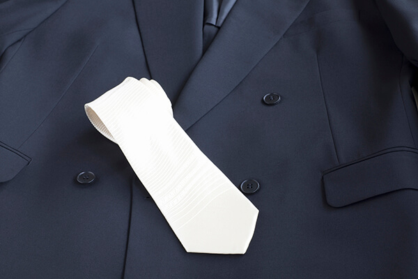 結婚式におけるネクタイのマナー