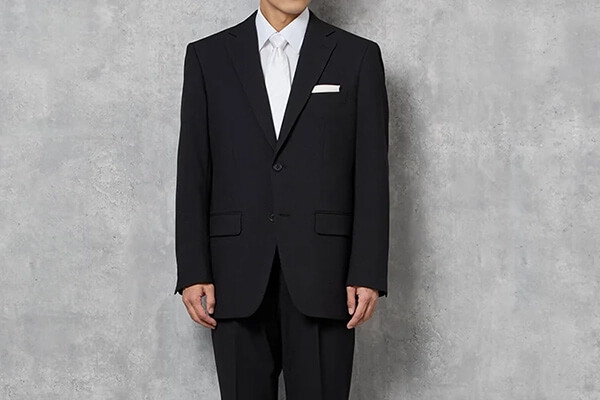 フォーマルな結婚式におすすめのコーディネート