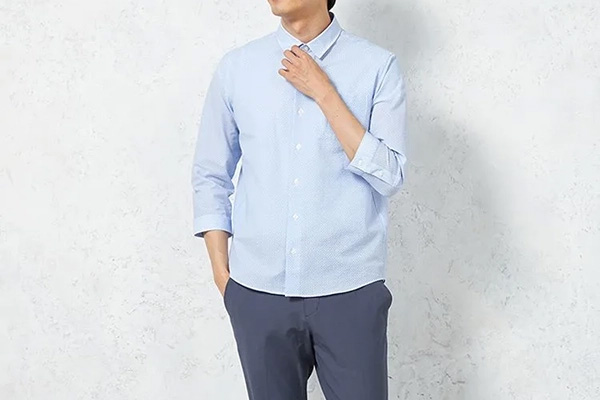 七分袖シャツを使ったオフィスカジュアルコーデ