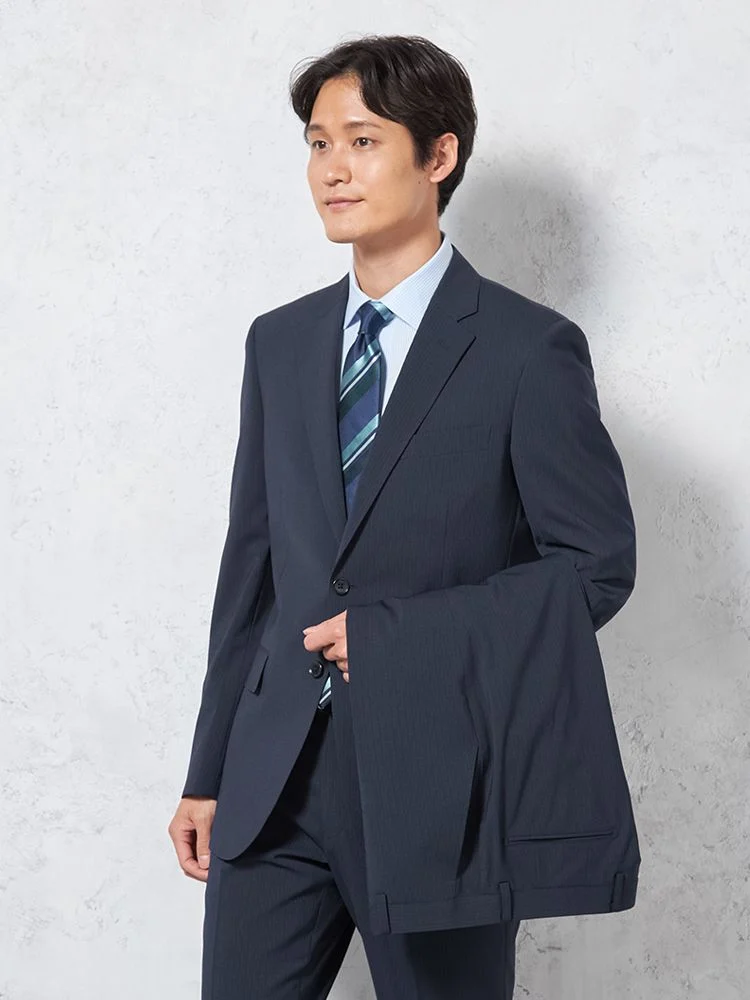 【KATHARINE E HAMNETT-キャサリン・イー・ハムネット-】スーツ 2つボタン ツーパンツ 盛夏対応 上下ウォッシャブル 軽量 ネイビー ストライプ 春夏